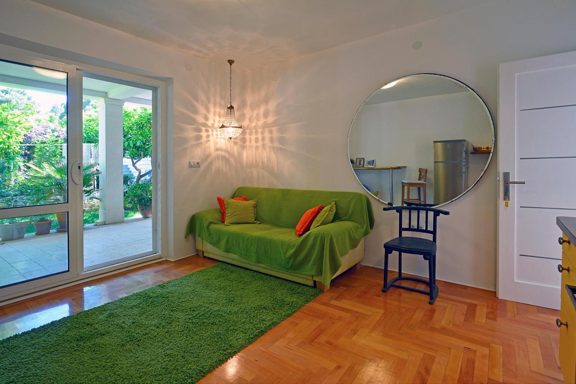 Apartment Terrace *